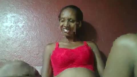 ninie246746 online show from January 17, 2025, 10:33 am