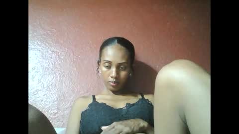 ninie246746 online show from February 13, 2025, 5:58 am