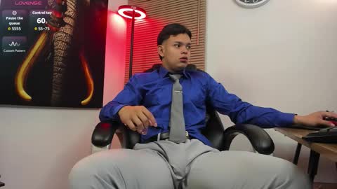 nino_bonnucci online show from September 22, 2025, 11:23 am