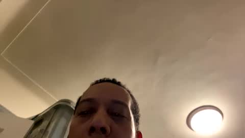 ninolindo919 online show from February 19, 2026, 12:50 am