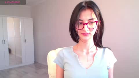 Niu online show from April 14, 2026, 12:38 am