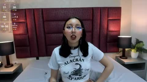 Catalina online show from May 20, 2026, 10:27 pm