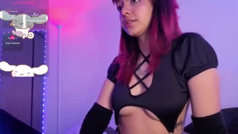 nix online show from November 18, 2025, 4:33 pm