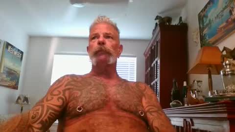 Don online show from November 1, 2025, 9:28 pm