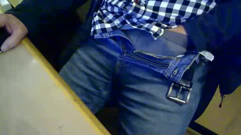 njutningsokare online show from November 26, 2025, 5:25 pm