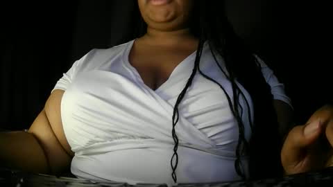 Snapshot of nmorathegoddess chatting on January 19, 2026, 5:11 am NMora the Goddess online show from January 19, 2026, 5:11 am