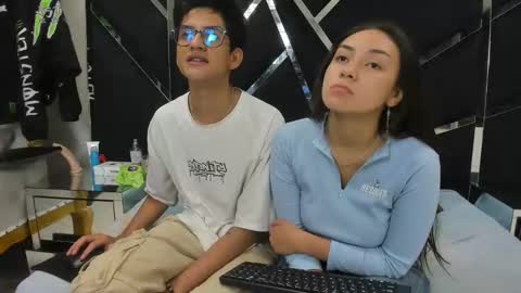 Snapshot of noa_arez chatting on February 15, 2026, 7:27 am NoaandArez online show from February 15, 2026, 7:27 am