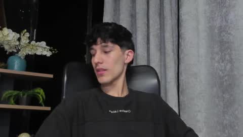 Noah Brigth online show from February 20, 2025, 3:01 am