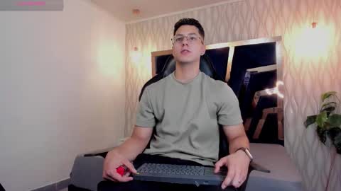 Noah online show from March 1, 2026, 3:47 pm