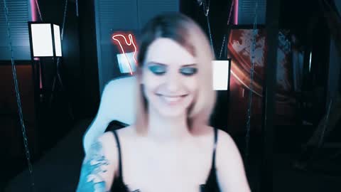 Snapshot of noah_elmer chatting on December 30, 2024, 6:05 pm REAL name LiaDM are always open online show from December 30, 2024, 6:05 pm