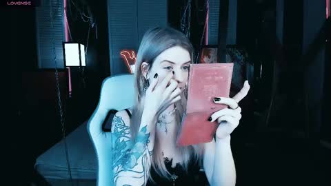 Snapshot of noah_elmer chatting on February 28, 2025, 3:59 pm REAL name LiaDM are always open online show from February 28, 2025, 3:59 pm