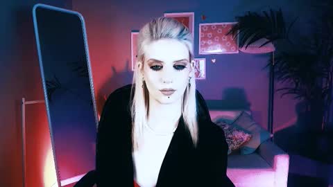 Snapshot of noah_elmer chatting on October 12, 2025, 11:31 am REAL name LiaDM are always open online show from October 12, 2025, 11:31 am