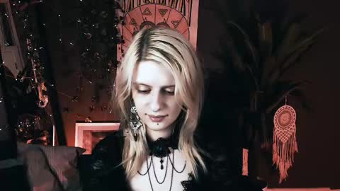 Snapshot of noah_elmer chatting on November 10, 2025, 12:31 am REAL name LiaDM are always open online show from November 10, 2025, 12:31 am