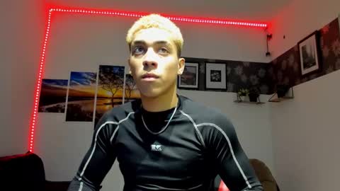 Snapshot of noah_flynn1 chatting on October 9, 2025, 5:38 am noah_flynn1 online show from October 9, 2025, 5:38 am