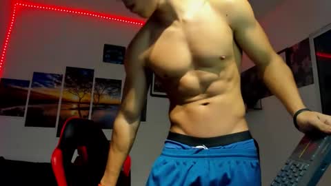 Snapshot of noah_flynn1 chatting on December 1, 2025, 7:46 am noah_flynn1 online show from December 1, 2025, 7:46 am