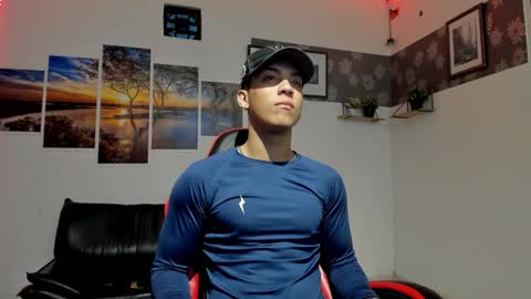 Snapshot of noah_flynn1 chatting on February 27, 2026, 9:42 am noah_flynn1 online show from February 27, 2026, 9:42 am