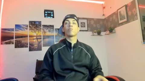 Snapshot of noah_flynn1 chatting on March 8, 2026, 8:40 am noah_flynn1 online show from March 8, 2026, 8:40 am