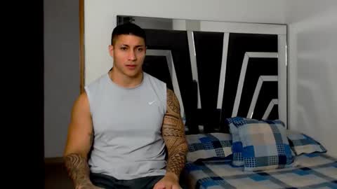 Snapshot of noah_harris01 chatting on May 21, 2026, 11:45 pm Noah Harris01 online show from May 21, 2026, 11:45 pm