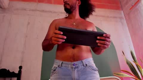 Noah online show from January 15, 2025, 8:26 pm