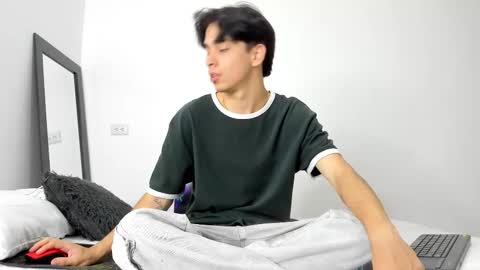 Snapshot of noah_loveboy chatting on September 23, 2025, 9:07 pm Noah online show from September 23, 2025, 9:07 pm