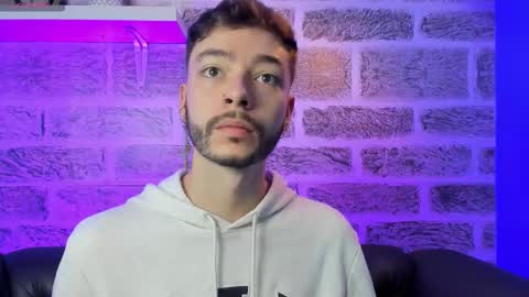    online show from November 27, 2025, 12:07 pm