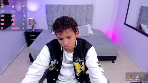 noah_smith04 online show from January 10, 2025, 11:54 am