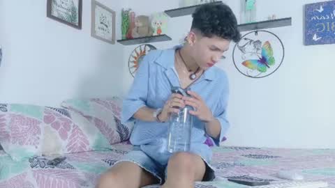 Snapshot of noah_tyler_ chatting on June 21, 2026, 7:27 pm noah tyler online show from June 21, 2026, 7:27 pm
