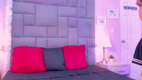 Noah   online show from December 21, 2025, 11:50 am