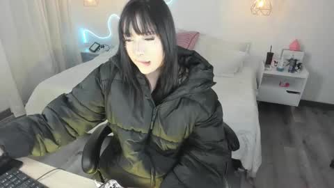 Noah  online show from February 20, 2026, 6:19 am