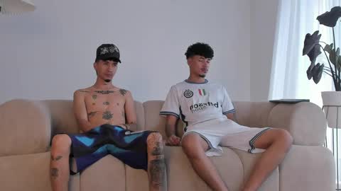 noahdaviss online show from April 21, 2026, 10:12 pm