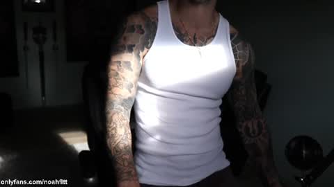 Noah Fitt online show from July 8, 2026, 1:43 am