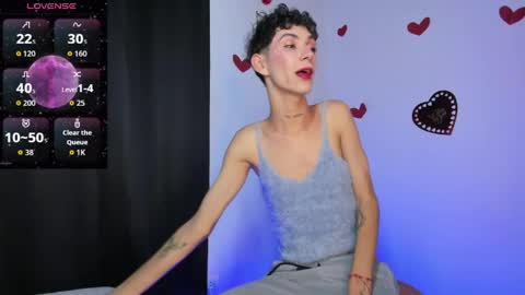 Noah fox online show from June 9, 2026, 1:50 am