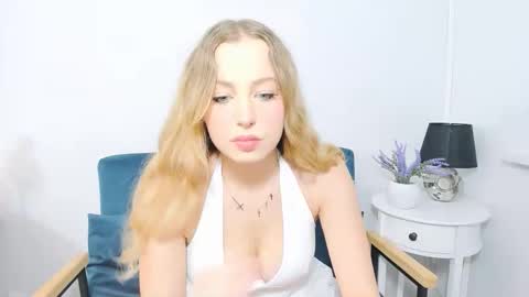 noahpretty online show from November 17, 2025, 3:40 pm