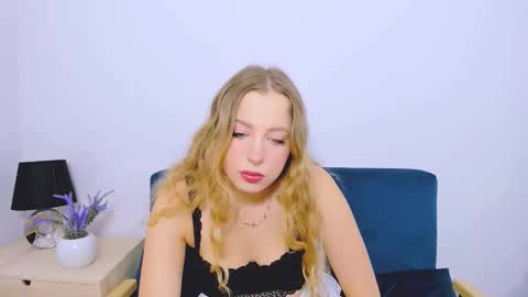 noahpretty online show from November 18, 2025, 9:30 pm