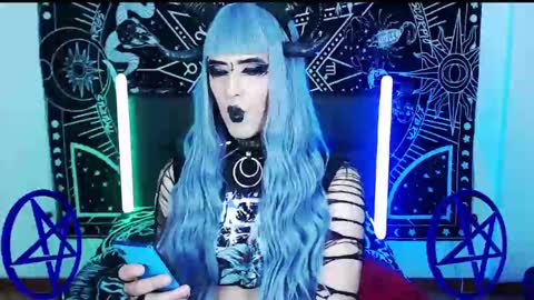 caroline online show from February 5, 2025, 5:30 am