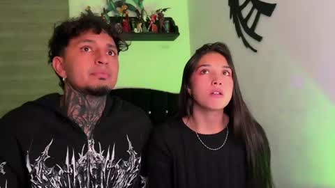 Jean Y Isa online show from June 4, 2026, 3:56 am