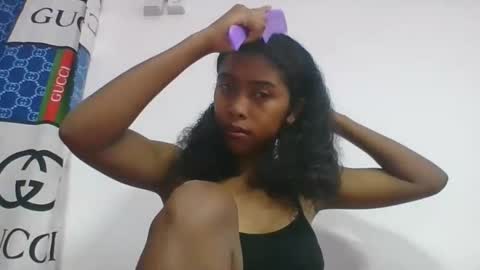 Snapshot of noelina chatting on March 3, 2026, 5:35 am noelina online show from March 3, 2026, 5:35 am