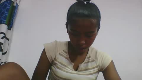 Snapshot of noelina chatting on March 5, 2026, 6:09 am noelina online show from March 5, 2026, 6:09 am