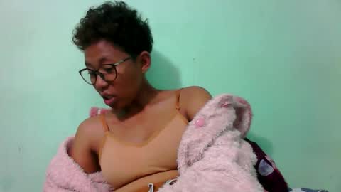 noellah online show from September 14, 2025, 7:13 pm