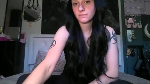 Snapshot of noelle1229 chatting on March 27, 2026, 5:34 pm Noelle online show from March 27, 2026, 5:34 pm