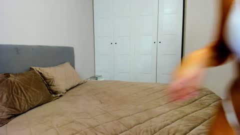 Snapshot of noelle_natty chatting on July 18, 2026, 5:11 am Noelle Natty online show from July 18, 2026, 5:11 am