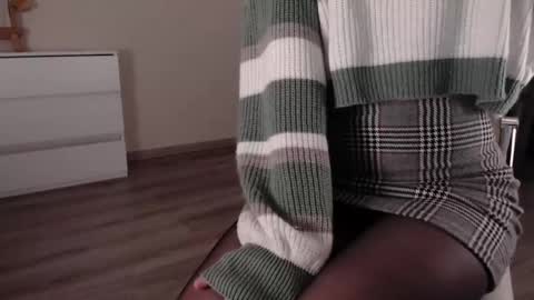 noelleneptune online show from December 24, 2024, 5:34 pm