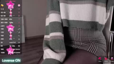 noelleneptune online show from November 20, 2025, 3:01 pm