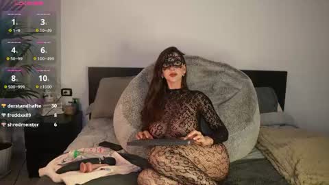 Ivy online show from June 30, 2026, 10:33 pm