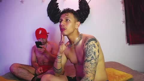 noha_and_iam1 online show from April 24, 2026, 12:40 pm