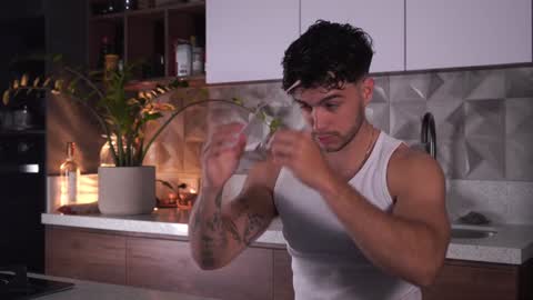 kevin online show from February 1, 2025, 12:18 am