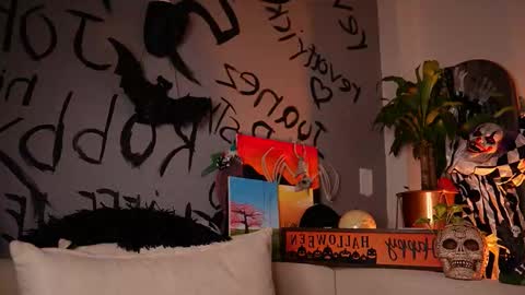 kevin online show from October 30, 2025, 11:16 pm