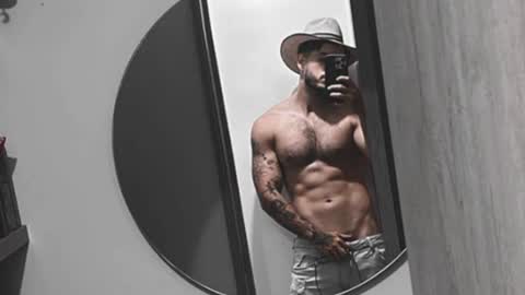 Snapshot of noha_miler chatting on June 15, 2026, 9:39 pm kevin online show from June 15, 2026, 9:39 pm