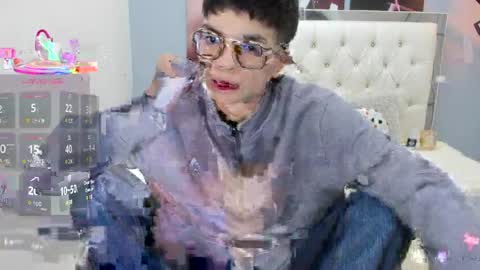 Noha Scott online show from April 22, 2026, 10:44 pm