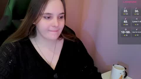 noir_ember_ online show from April 15, 2026, 7:58 pm